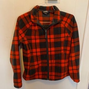 Cute zip up flannel